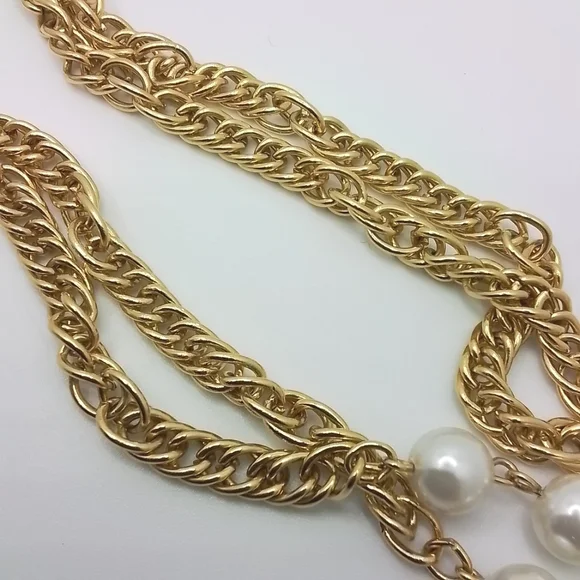 NECKLACE - Picture 5 of 8